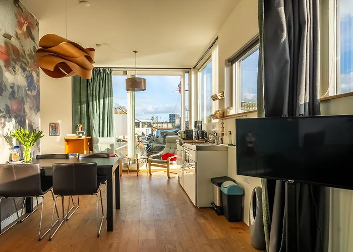 Newly Renovated Houseboat The Waterhouse Appartement *