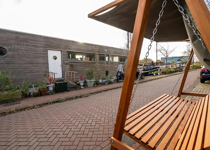 Appartement Newly Renovated Houseboat The Waterhouse Amsterdam